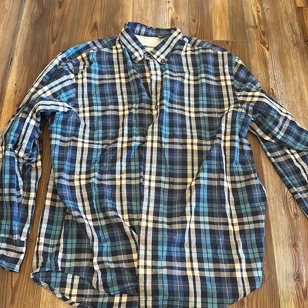 Izod long sleeve button down shirt